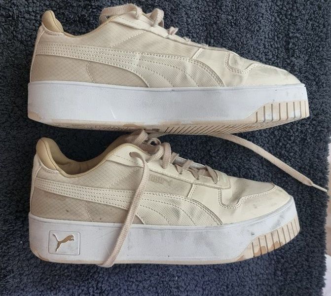 Puma Scarpe da donna: PUMA SNEAKER weiss / off-white / creme Gr 41 – Usato da Basel venduto da Mamaree 2