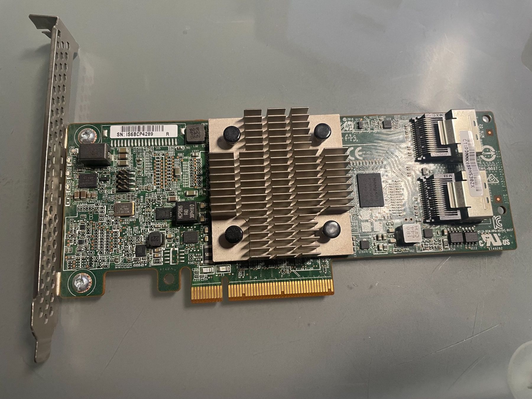 Hewlett Packard Schede di memoria: HP h240 Smart host bus controller – Difettoso da Meierskappel venduto da Maca0