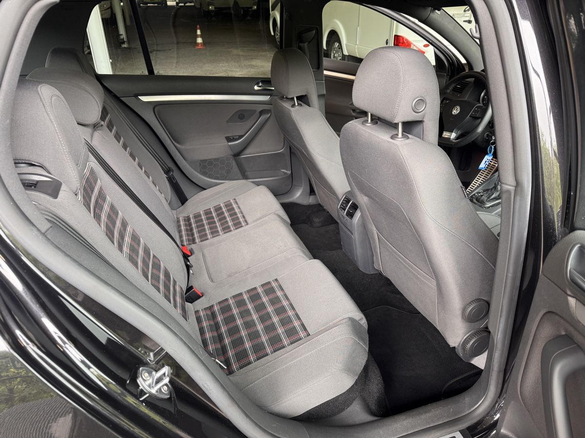 VW Automobili: VW Golf 5 GTI Automat DSG – Usato da Mettmenstetten venduto da John_8 6