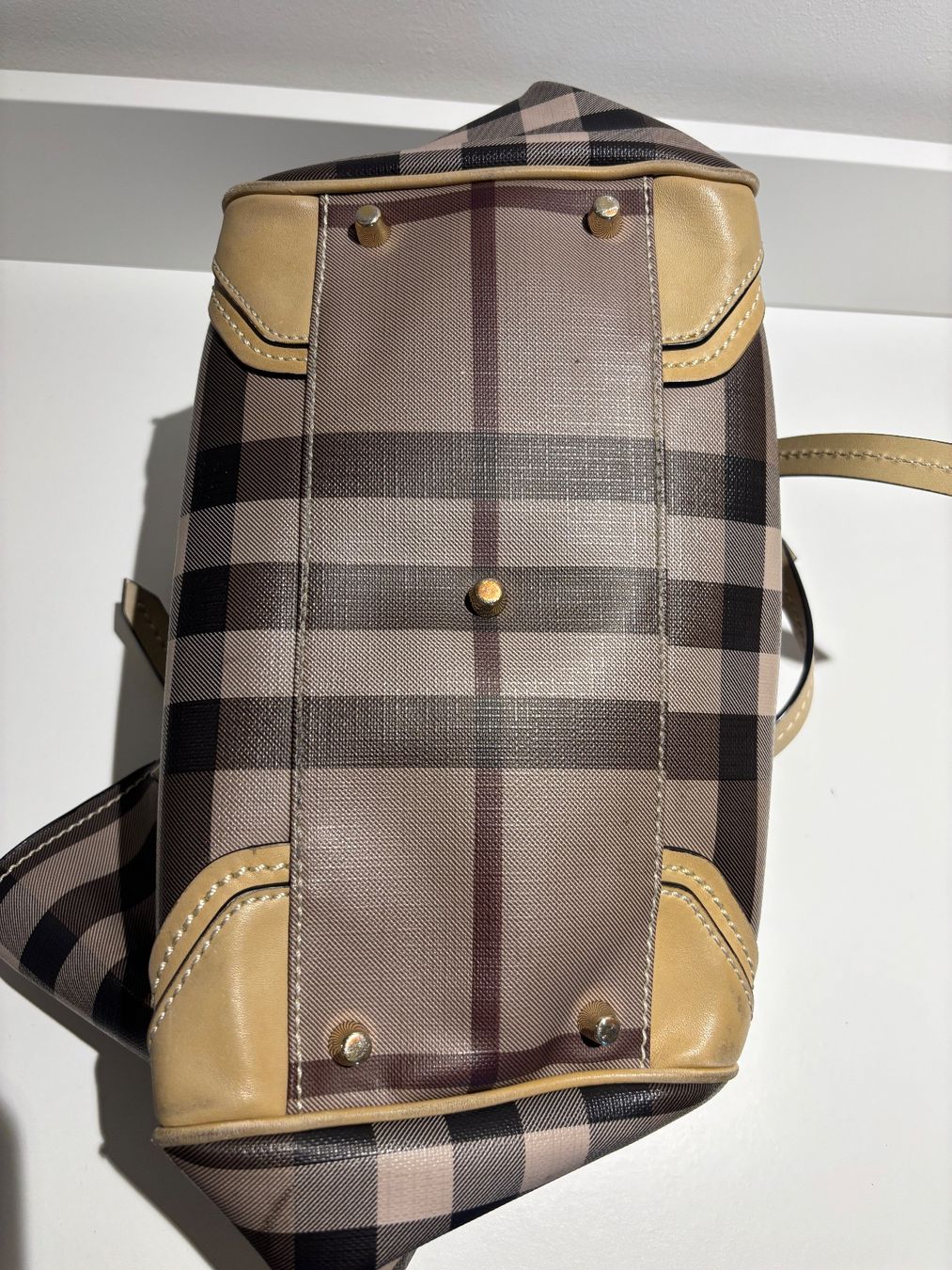 Burberry Taschen für Damen: Burberry Tasche – Gebraucht aus Bassersdorf von jale76 1