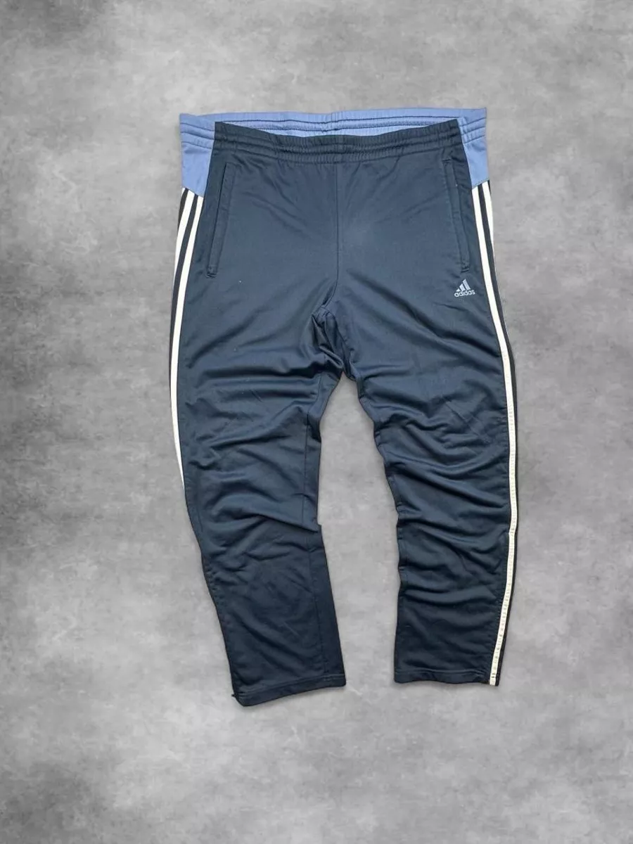Adidas Pantaloni: Adidas sweatpants – Usato da Erlinsbach SO venduto da TogaResell