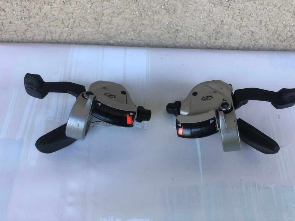 Levier Vitesse Shimano Deore XT SL-M750 Gauche - Triple, Sans Indicateur
