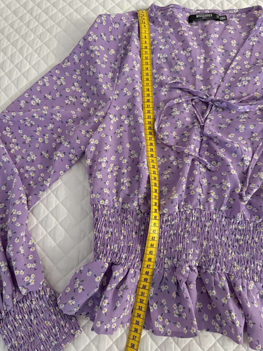 Blusen: ✨Missguided Bluse Lila – Gebraucht aus zürich von Bailey17 3
