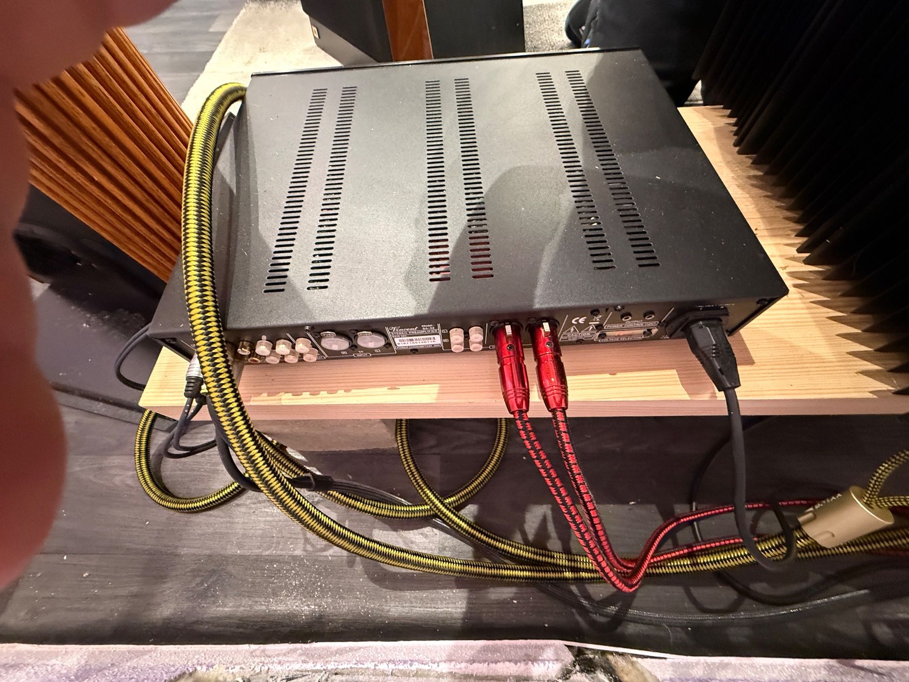 Vincent Amplificatori: Wunderschöne Vorstufe Vincent SA32 – Usato da Grosshöchstetten venduto da Dbiber 1