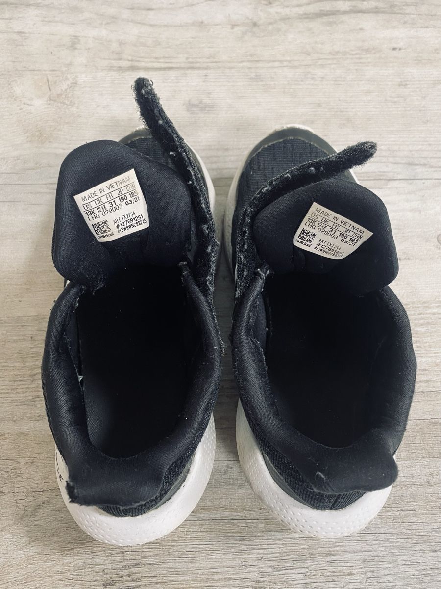 Adidas Scarpe per ragazzi: Adidas Bounce Turnschuhe, Grösse 31 – Usato da Niederwil AG venduto da Rola77 1