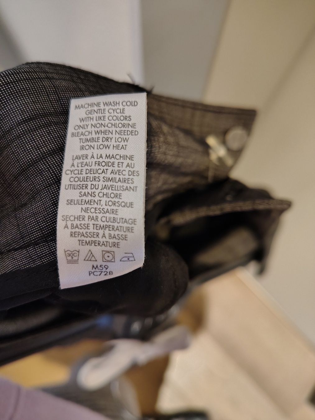 Calvin Klein Pantaloni: Pantaloni Calvin Klein – Usato da tenero venduto da Mam74 5