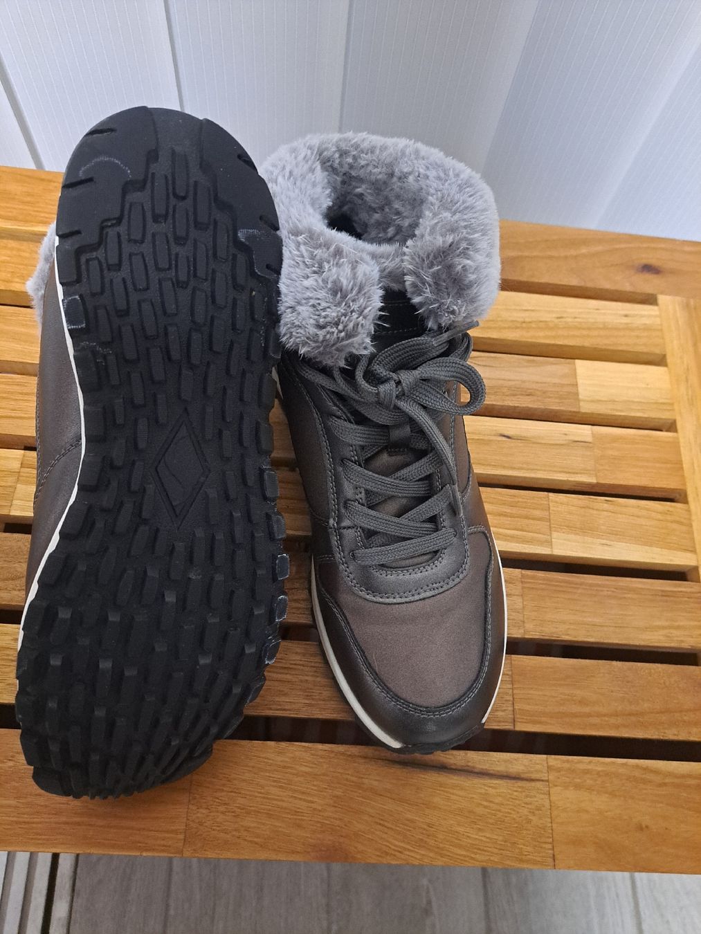 Skechers Scarpe da donna: Damenstiefetten Gr 39 – Usato da Kloten venduto da Buki-Sneki 2