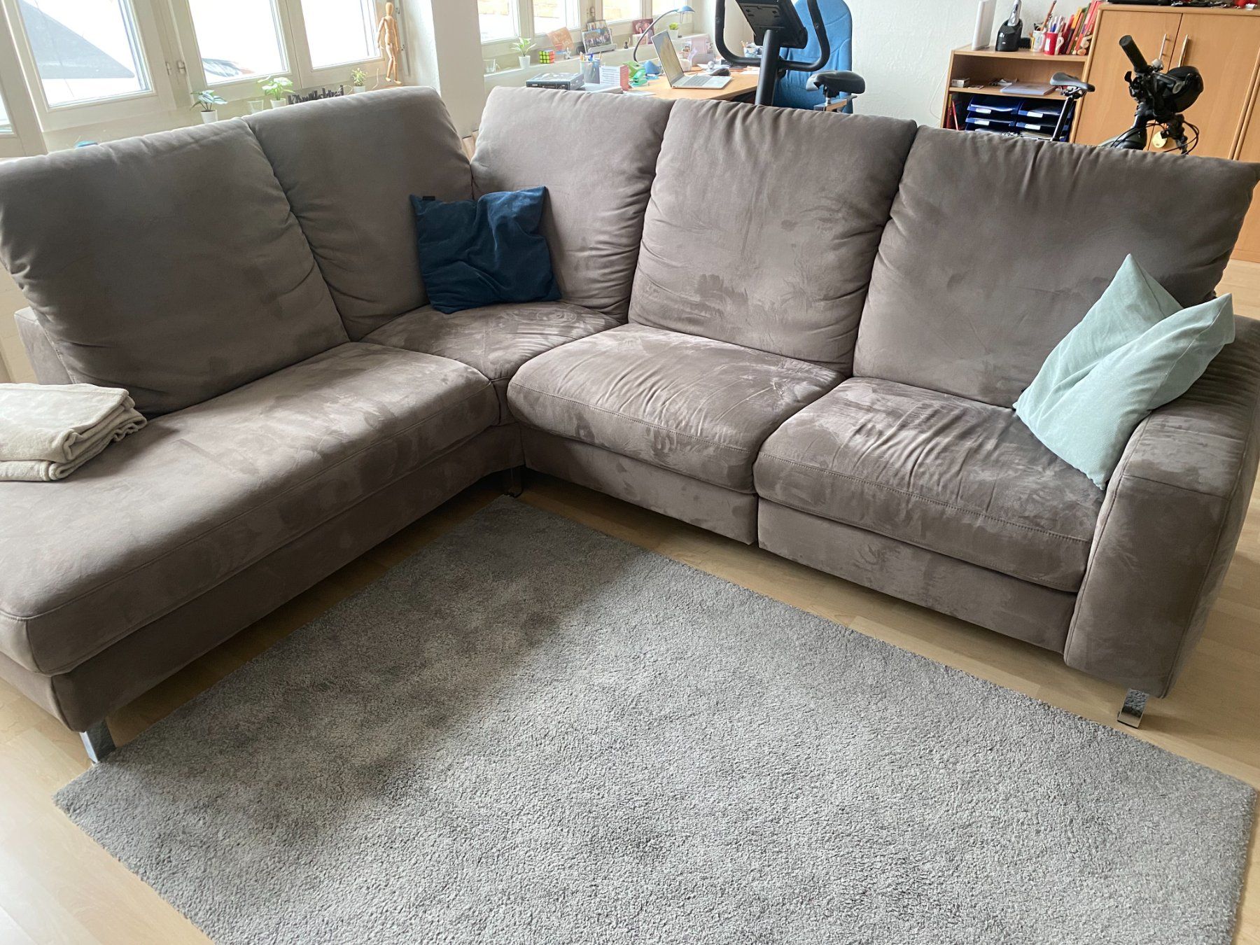 Sofas: Polstermöbelprogramm "Hohoe" – Ecksofa mit Relaxfunktion – D'occasion à Maur par timmy64 1