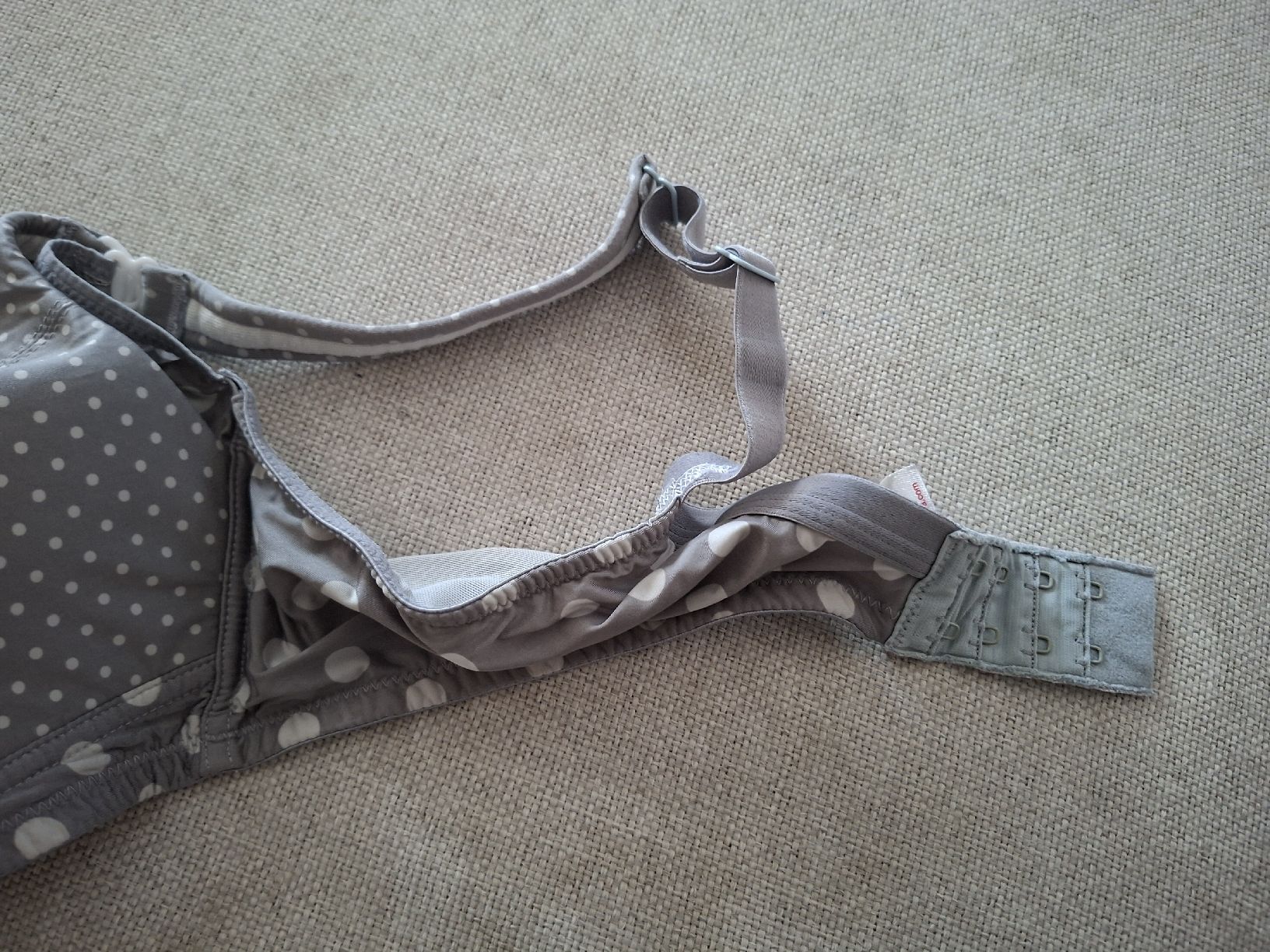 Altra biancheria intima: Anita Still BH Punkte Grösse 75 C – Usato da Triesenberg venduto da Anastasia26 1