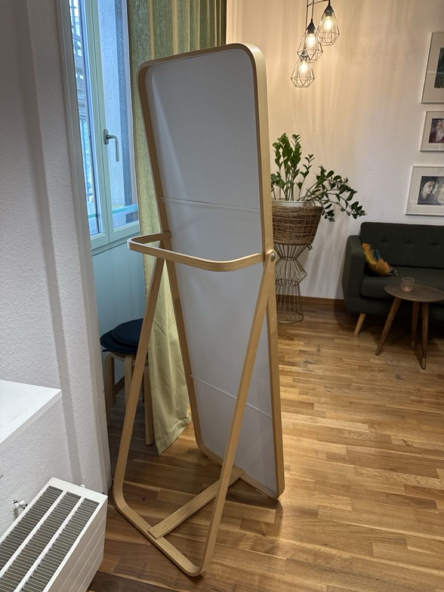 Ikea Specchi: Ikea Spiegel  mit Kleiderstange – Usato da Adligenswil venduto da Criolla25 1