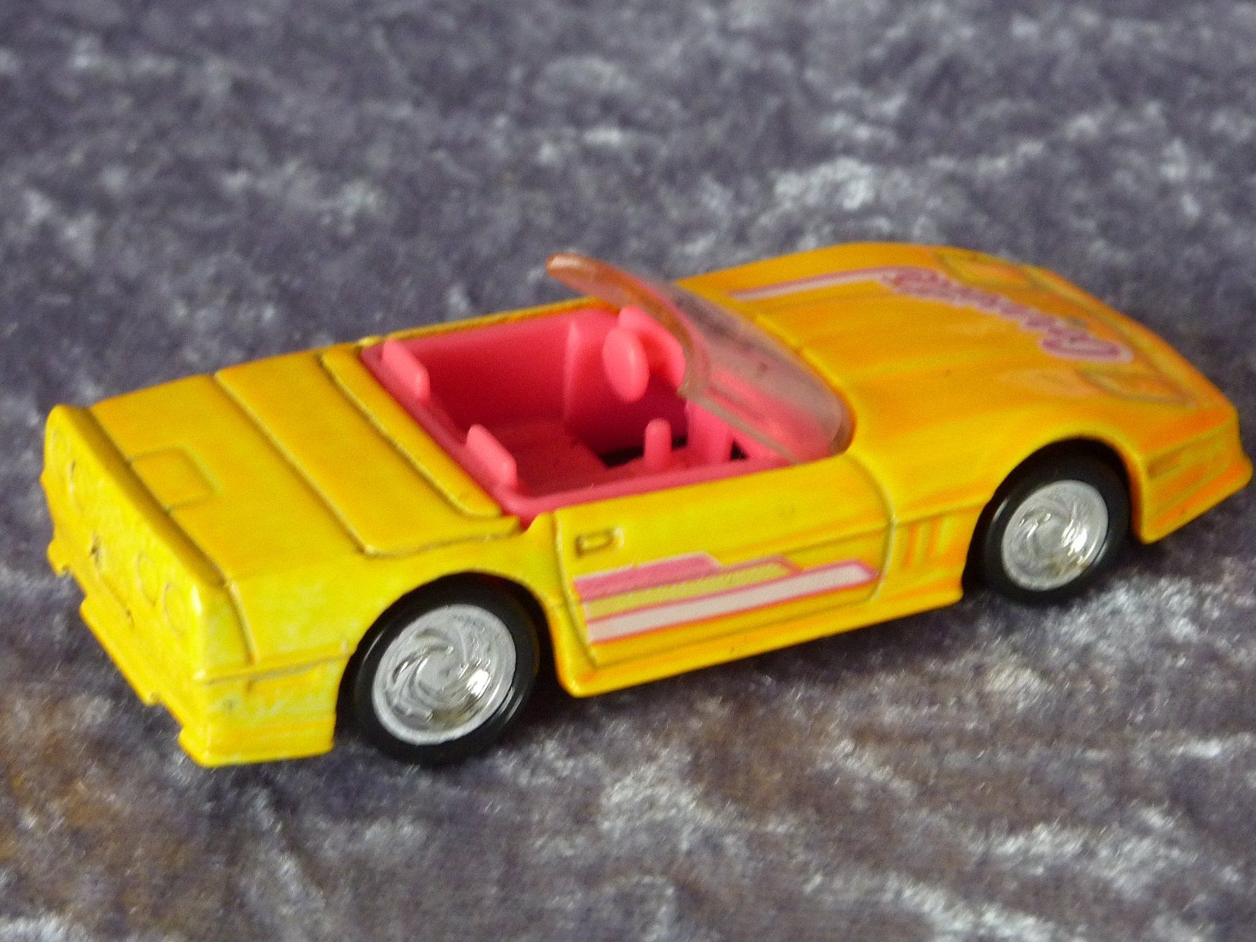 Hot Wheels Modellini d'auto: Custom Corvette Cal. Custom  1:64 – Usato da Dürrenäsch venduto da Cobra1ch 3