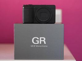 Pentax Ricoh GR IV Monochrome, neu, 58 Auslös, CH-Gar 7.28