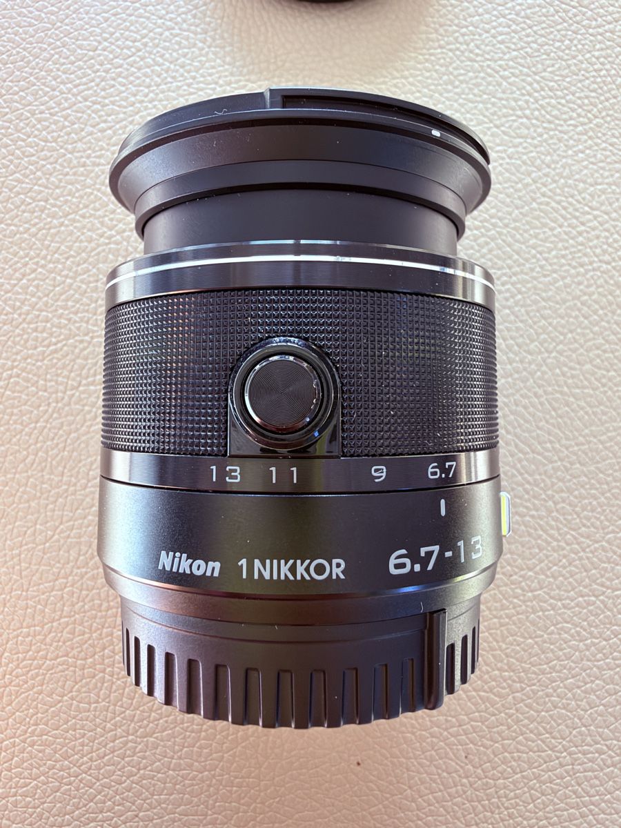 Nikon Objektive: Nikon 1 6.7-13mm Objektiv – Gebraucht aus Winterthur von R2D_Y7C 2