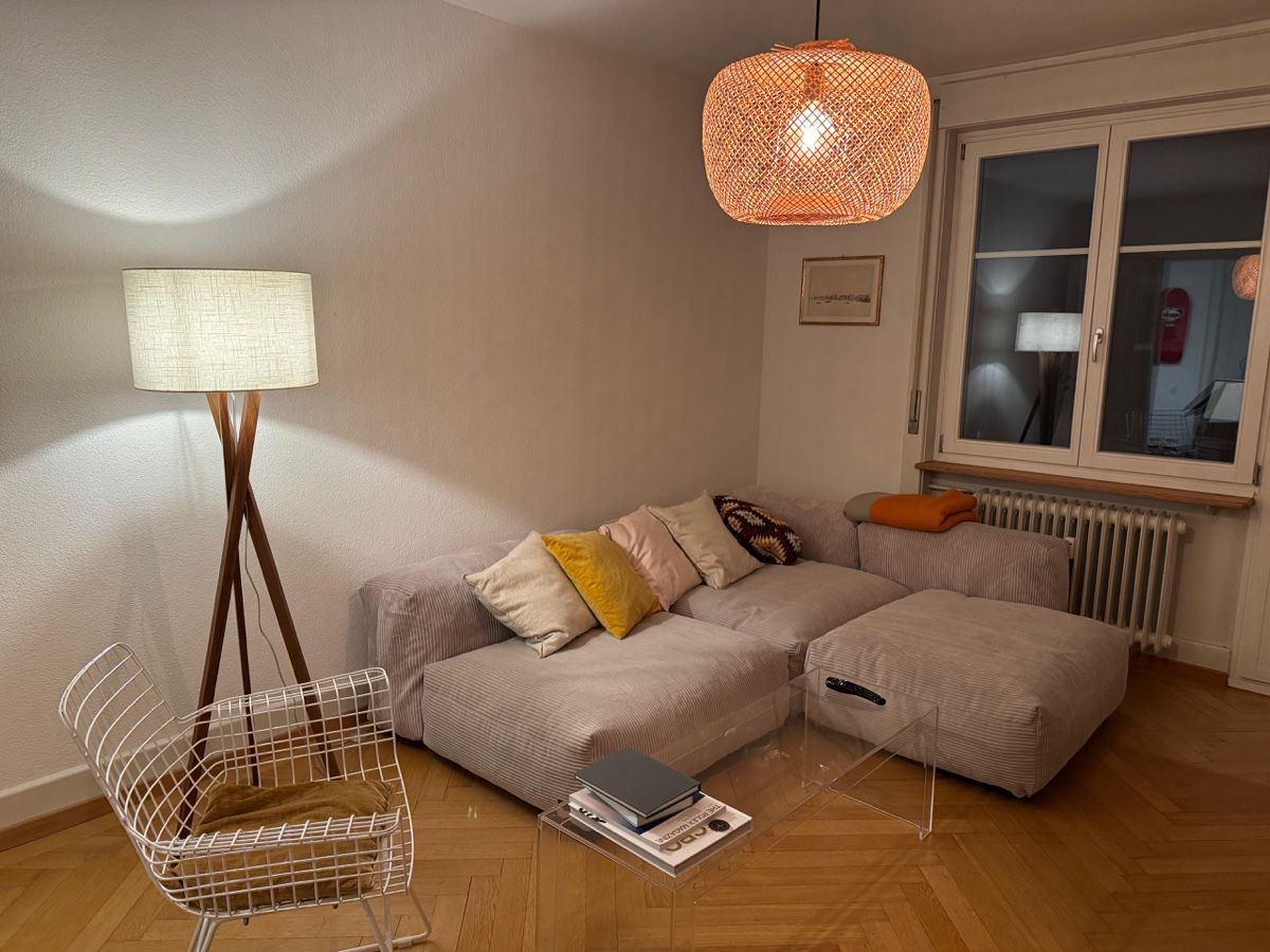 Kartell Tavoli: Kartell Invisible Side Table Designer Wohnzimmertisch – Usato da Bern venduto da ladagu 2