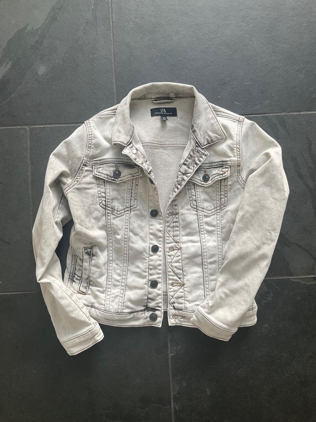 Giacche: Jeans Jacke – Usato da Röschenz venduto da Queen020