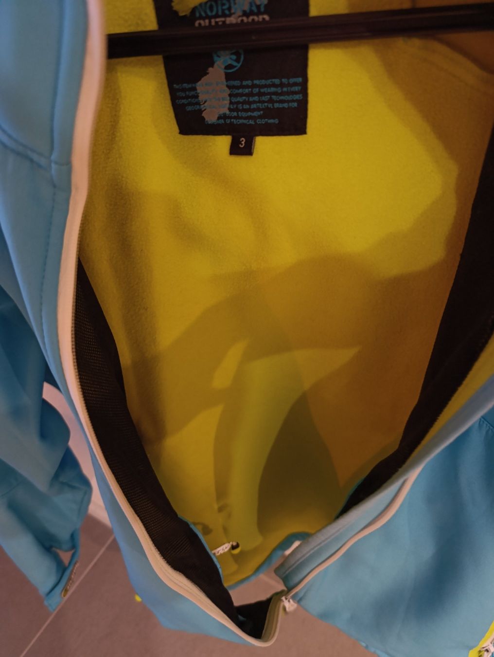 Jacken: Veste de ski – Neu (gemäss Beschreibung) aus Fribourg von del_hp6t 1
