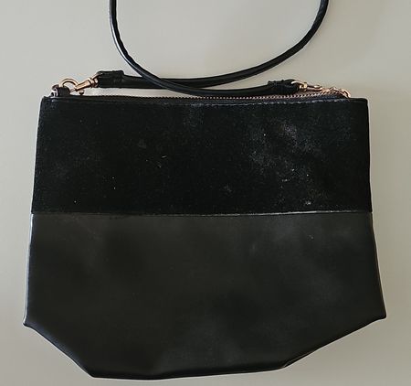 Sac bandoulière noir élégant