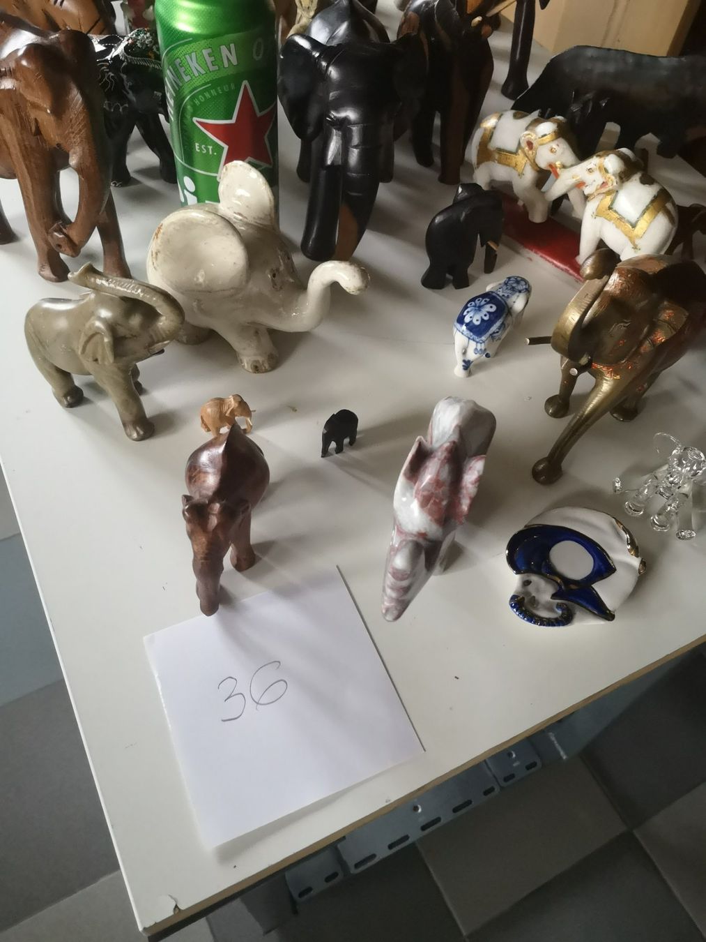 Statuette: Collection de  36 élephants – Usato da Boudry venduto da Philippe5161 3