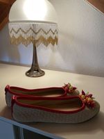 Ballerina beige mit Früchtedeko