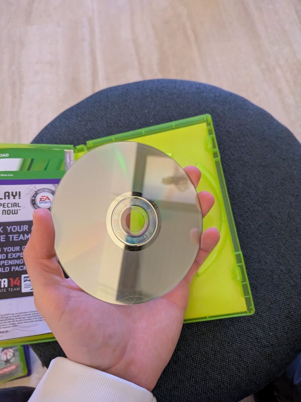 Microsoft Giochi: FIFA 14 - Xbox 360 – Usato da Losone venduto da AlpineLayer 2