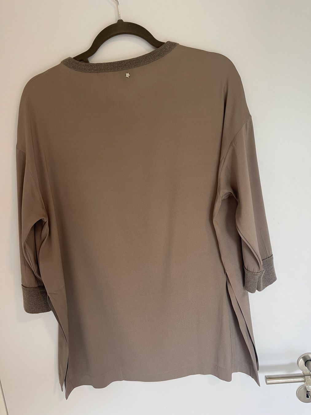 Camicette: Seidenbluse von Lorena Antoniazzi – Usato da Zizers venduto da sarah_1987 2