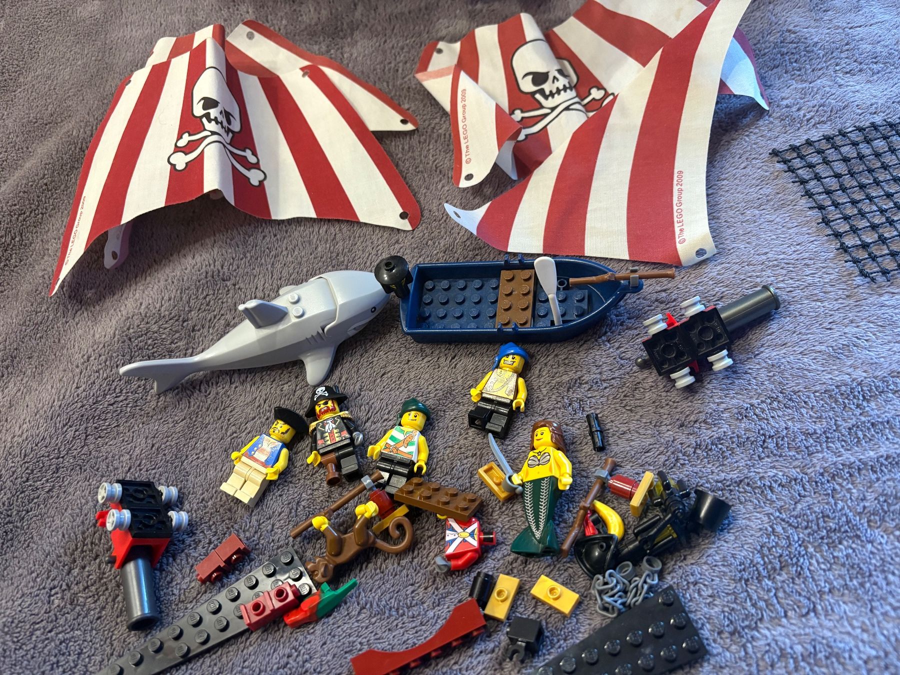 Lego Kit di costruzioni: Lego pirates Brickbeard's Bounty 6243 95% complete – Usato da Fully venduto da fre_58gk 2