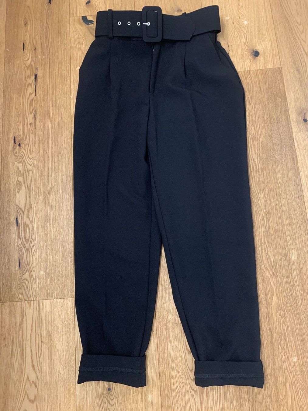 Pantaloni: Zara Hose – Usato da Rudolfstetten venduto da Laramalna
