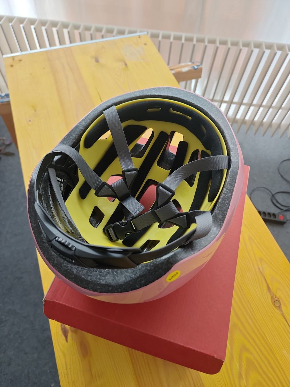 Specialized Caschi: Neuer Specialized Align II Helm, Gr. XL – Nuovo (secondo la descrizione) da Zürich venduto da jan_dwt5 2