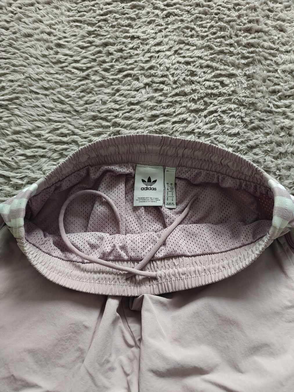Adidas Pantaloni: Adidas Trainerhose / Track Pants – Usato da Pieterlen venduto da Saemelili 4