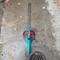 Taille-haie Bosch 70cm 4.5kg <34mm taille