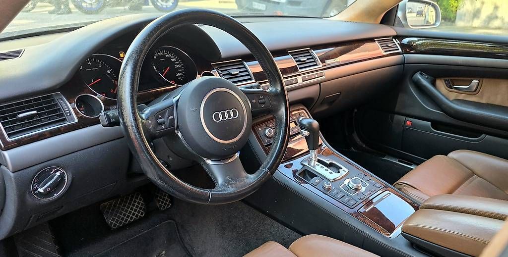 Automobili: Audi A8 4.2 V8 quattro tiptronic  – Usato da Heiligkreuz (Mels) venduto da Beyond-Auto 7