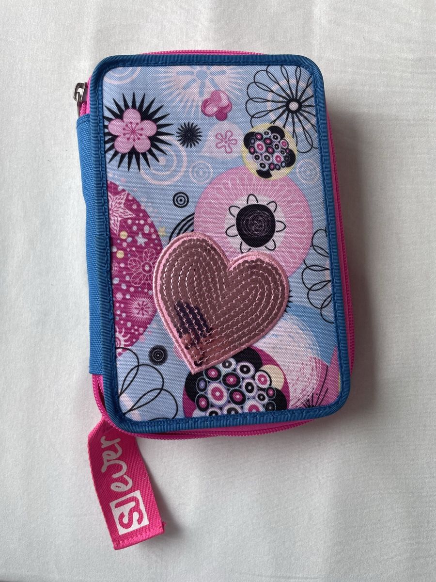 Astucci : Neues, süsses Etui mit Herz 💖 – Nuovo (secondo la descrizione) da Dübendorf venduto da Blume1235
