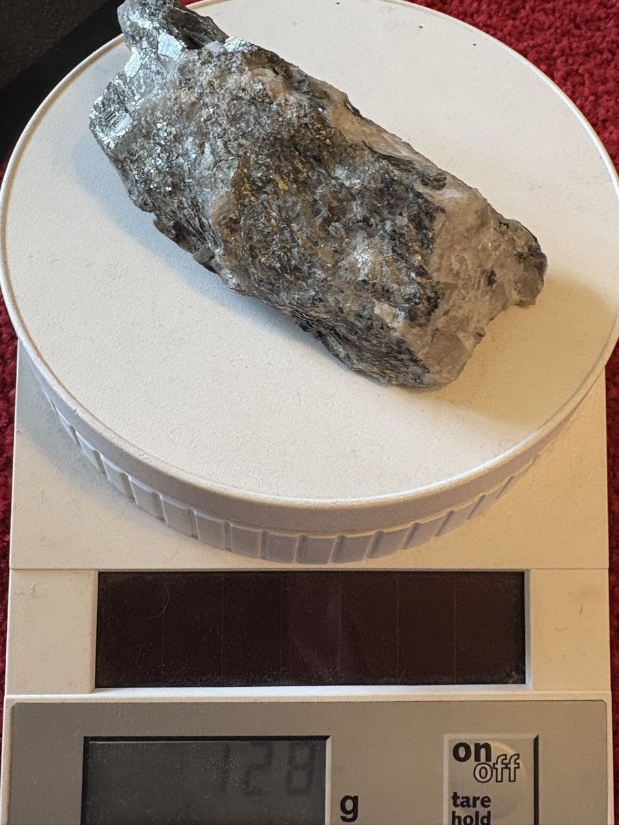 Minerali & Pietre curative: Naturstein Wallis /quarz – Usato da Murten venduto da Tzaugg 4
