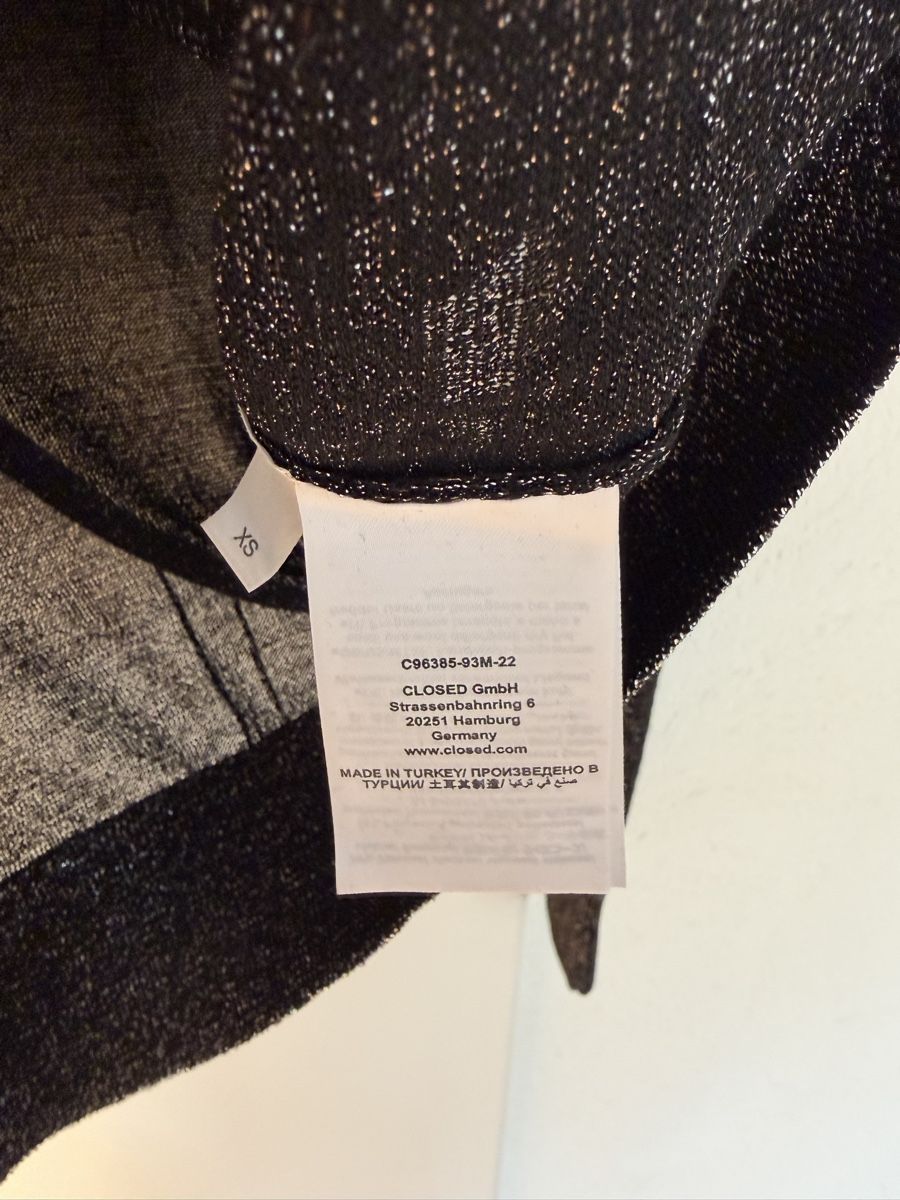 Closed Pulls & Sweat-shirts: Closed Pullover schwarz glitzernd Grösse XS  – D'occasion à Wädenswil par Iana32 2