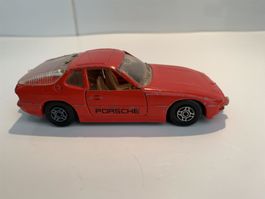 Porsche 924 1:36 Corgi GB rot