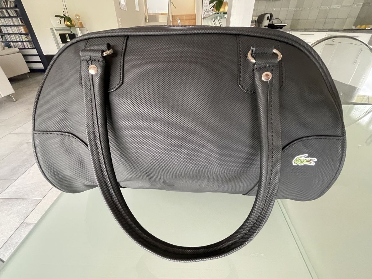 Lacoste Taschen für Damen: Sac bowling Lacoste noir NEW – Neu und originalverpackt aus Vuadens von Nina11