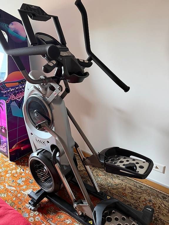 Hometrainer: Blowflex M7 Max Trainer7 – Gebraucht aus Attalens von lpf_pxg6 1