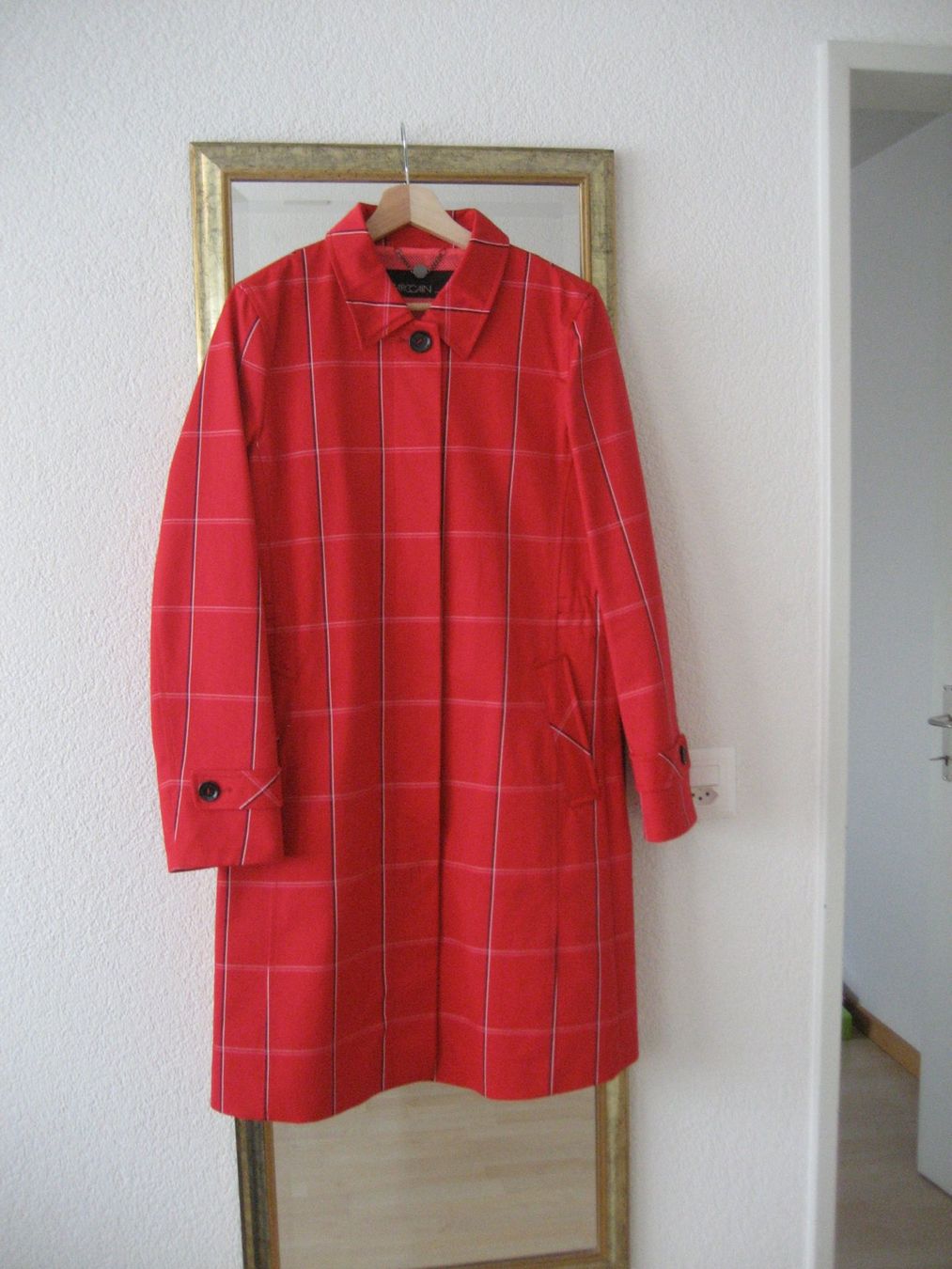 Marc Cain Cappotti: Marccain / Trenchcoat – Nuovo (secondo la descrizione) da Solothurn venduto da pr25082017 1