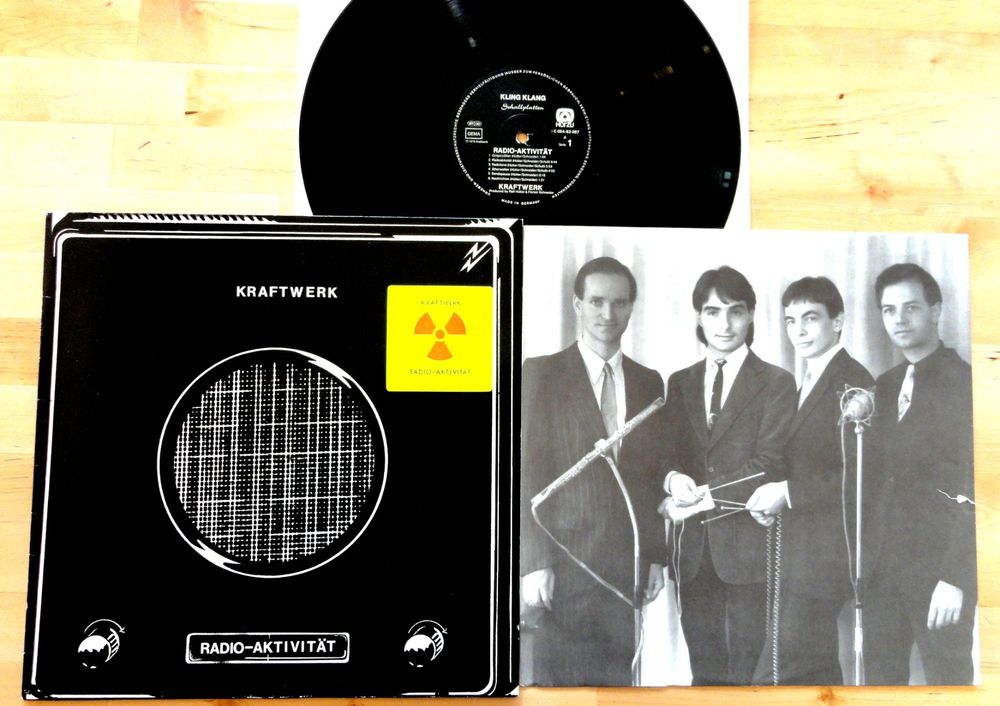 LP KRAFTWERK radioaktivität KLING KLANG 1975 KULT mint Kaufen auf Ricardo