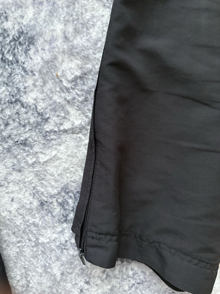 Nike Hosen: Nike Vintage Trackpants – Gebraucht aus Kriens von Godier 1