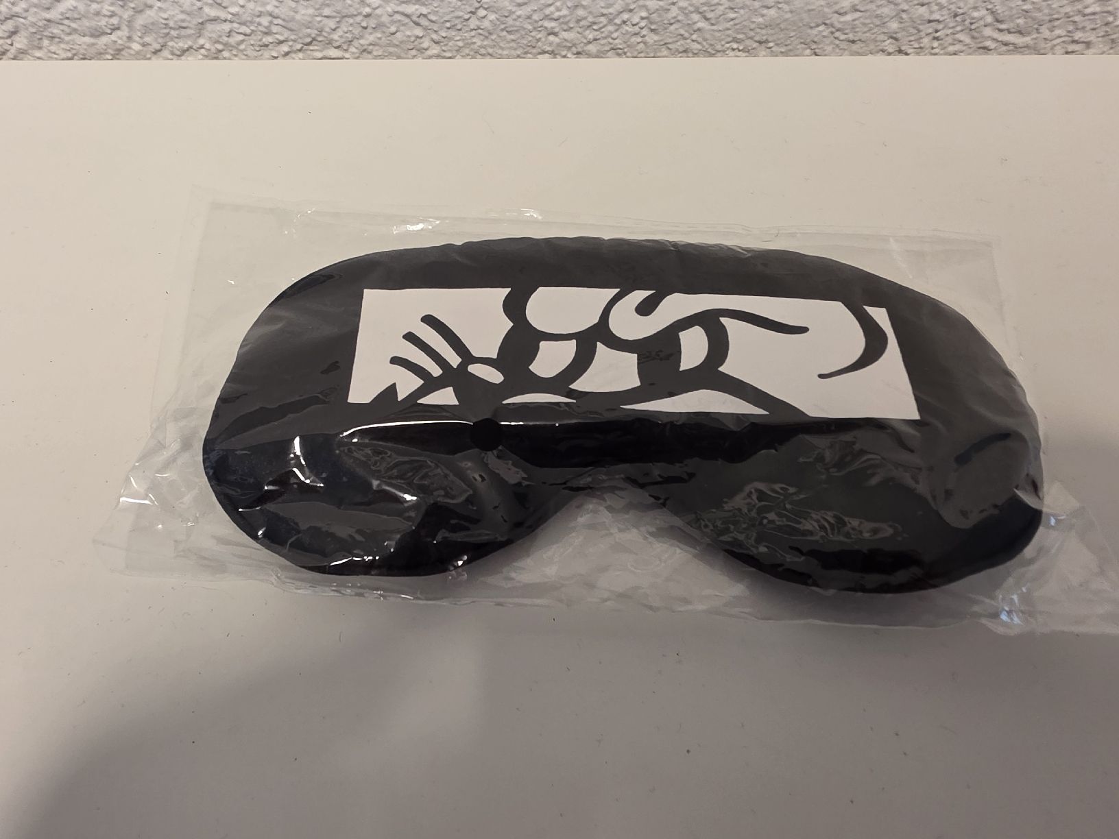 Masken: The Bulldog Schlafmaske  – Neu und originalverpackt aus Madiswil von Sandraho