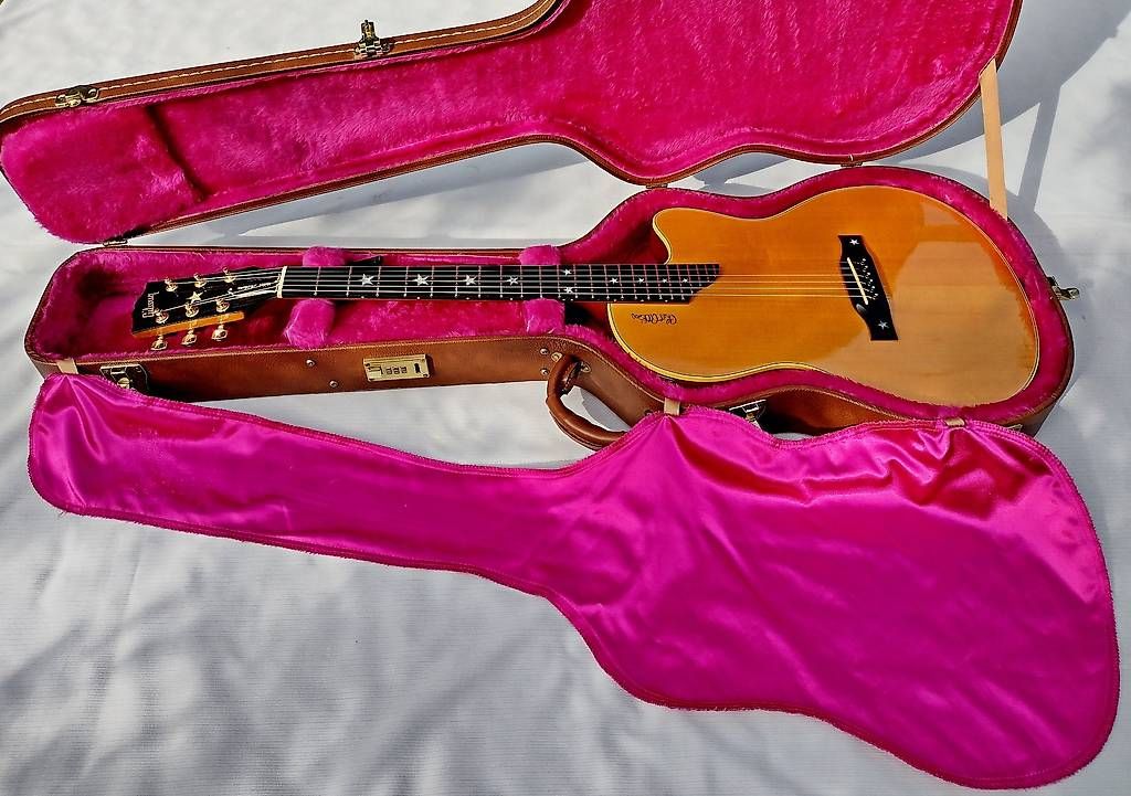 Gibson Strumenti musicali: Gibson Chet Atkins SST 1993 – Usato da Basel venduto da x-hobby 1