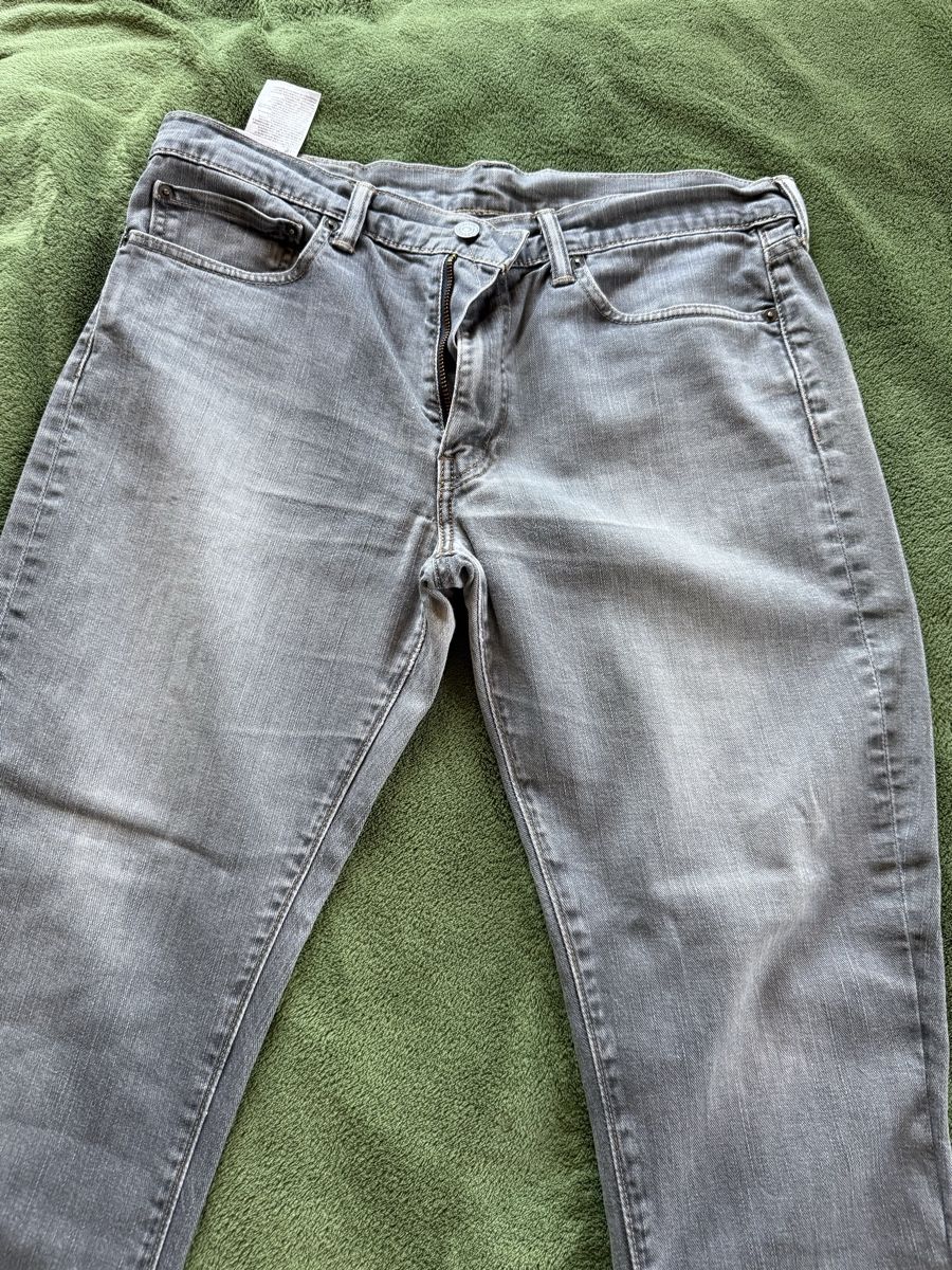 Levi's Jeans: Jans hose 34 30 – D'occasion à Diepoldsau par rra_cy9l 1