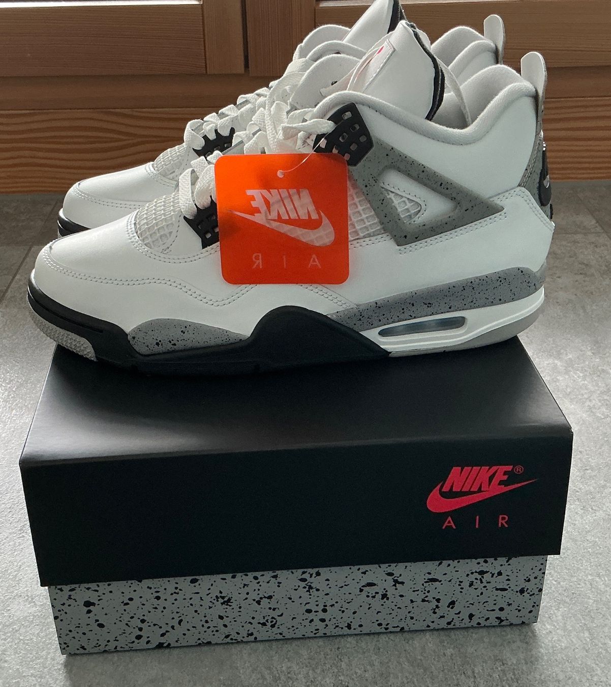 Jordan Scarpe da uomo: Jordan Reto 4 White Cement (2025) – Nuovo e nell'imballaggio originale da Delemont venduto da bgriffis27 3