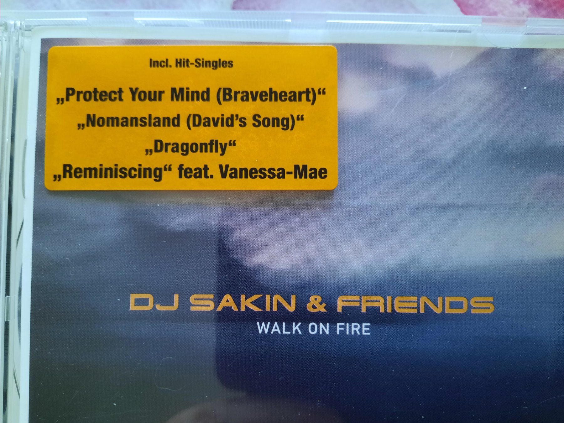 CDs: CD DJ Sakin & Friends - Walk on fire – D'occasion à Pully par bro_n52j 1