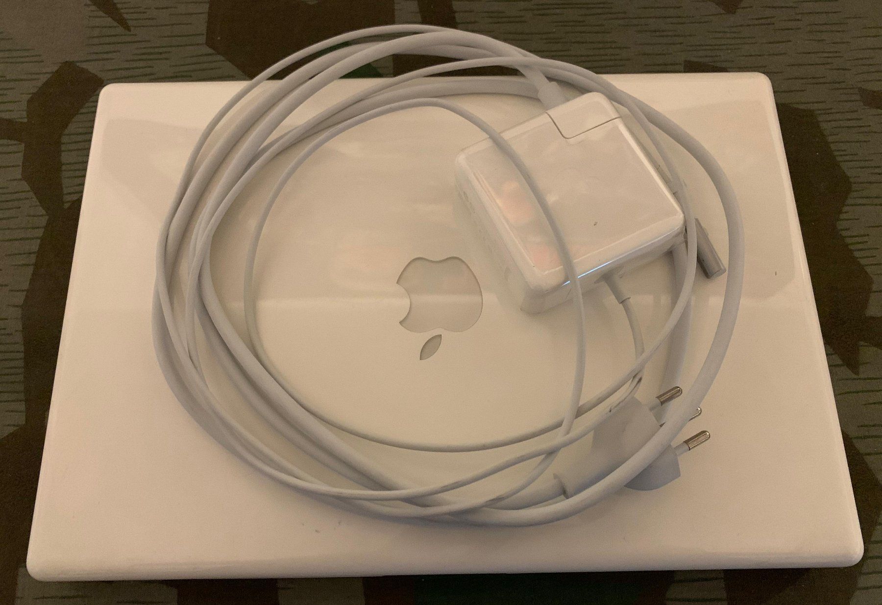 Apple Notebook: Apple MacBook A1181 – Usato da Windisch venduto da rsol22 2