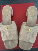 Valentino Sandalen beige Grösse 40 Leder gesteppt fast neu