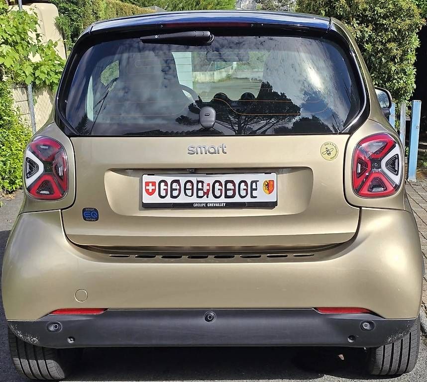 Automobili: Smart EQ Fortwo 2022 Pack Exclusive + Pack Plus  11000 km – Usato da Vessy venduto da tch_b7rb 3