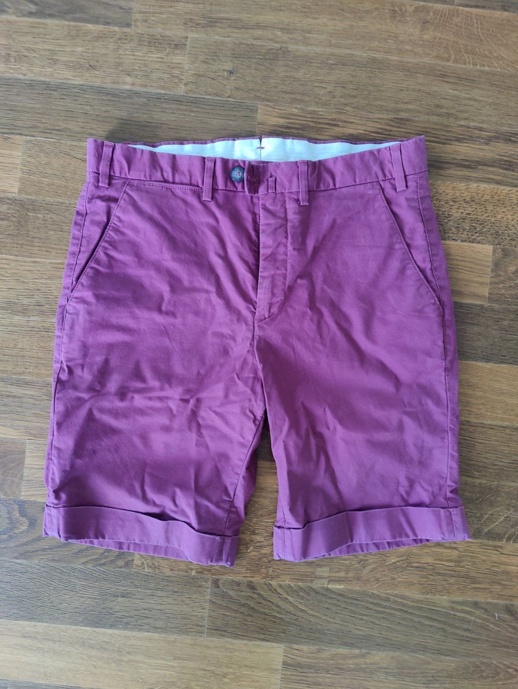 Mango Pantaloni: Bermudas shorts Mango – Usato da Dietikon venduto da mike.thorton