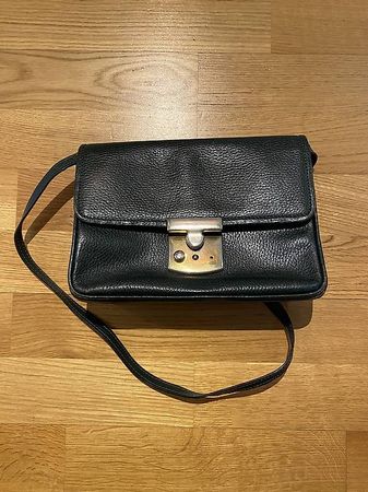 Süsse Vintage Handtasche/Clutch aus Leder, dunkelgrün